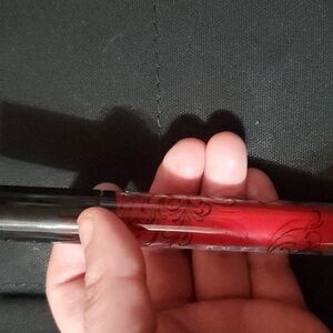 Kat Von D Lip Vinyl Cream